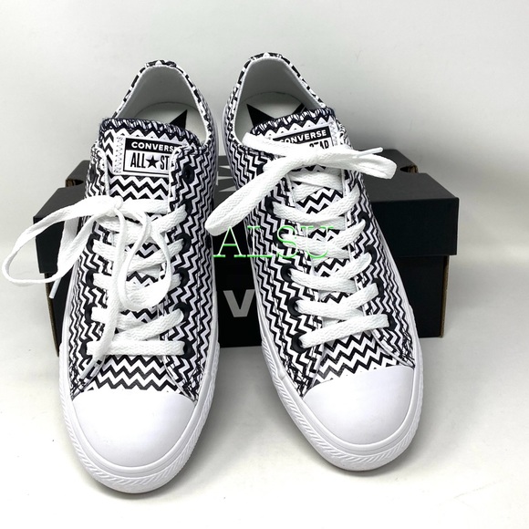 🌸SALE🌸 Converse Ctas Low Top Leather White Black Sneaker Womens Size 7 565367C - Picture 5 of 10